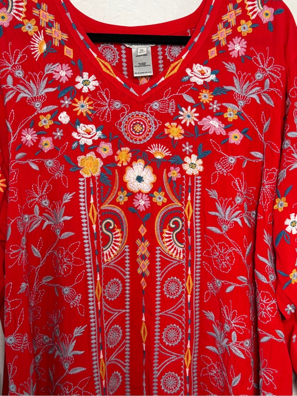 John Mark Red Embroidered XL Boho V-Neck Tunic Top Flowy Floral Artisan - Picture 13 of 13